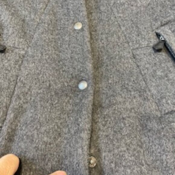 Agnona Lanerie Cashmere Vest - Picture 12 of 14